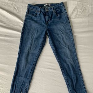 Levi’s 721 High Rise Skinny Jean